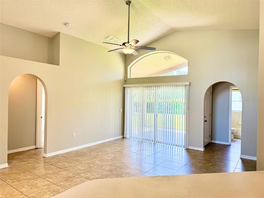 623 Hardwood Circle Orlando FL 32828 O6347352 image15