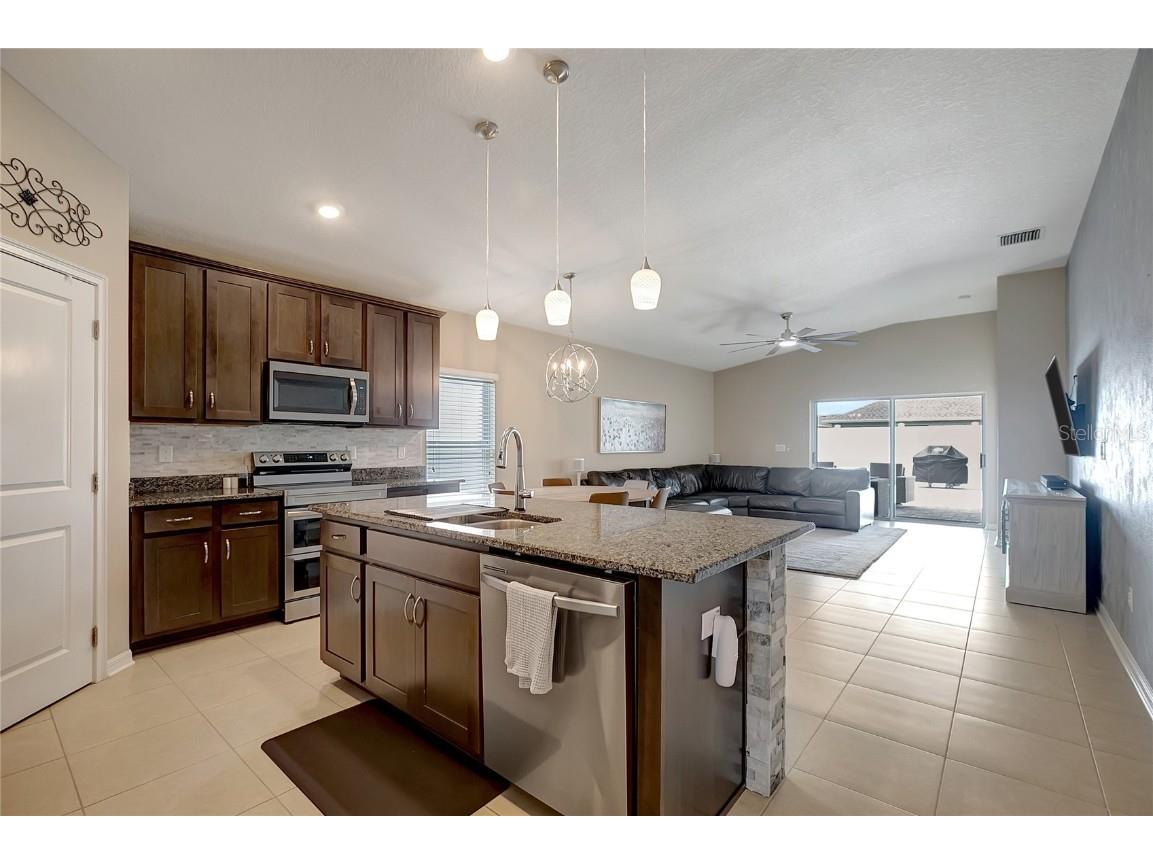 623 Hartford Heights Street Spring Hill FL 34609 W7878814 image9