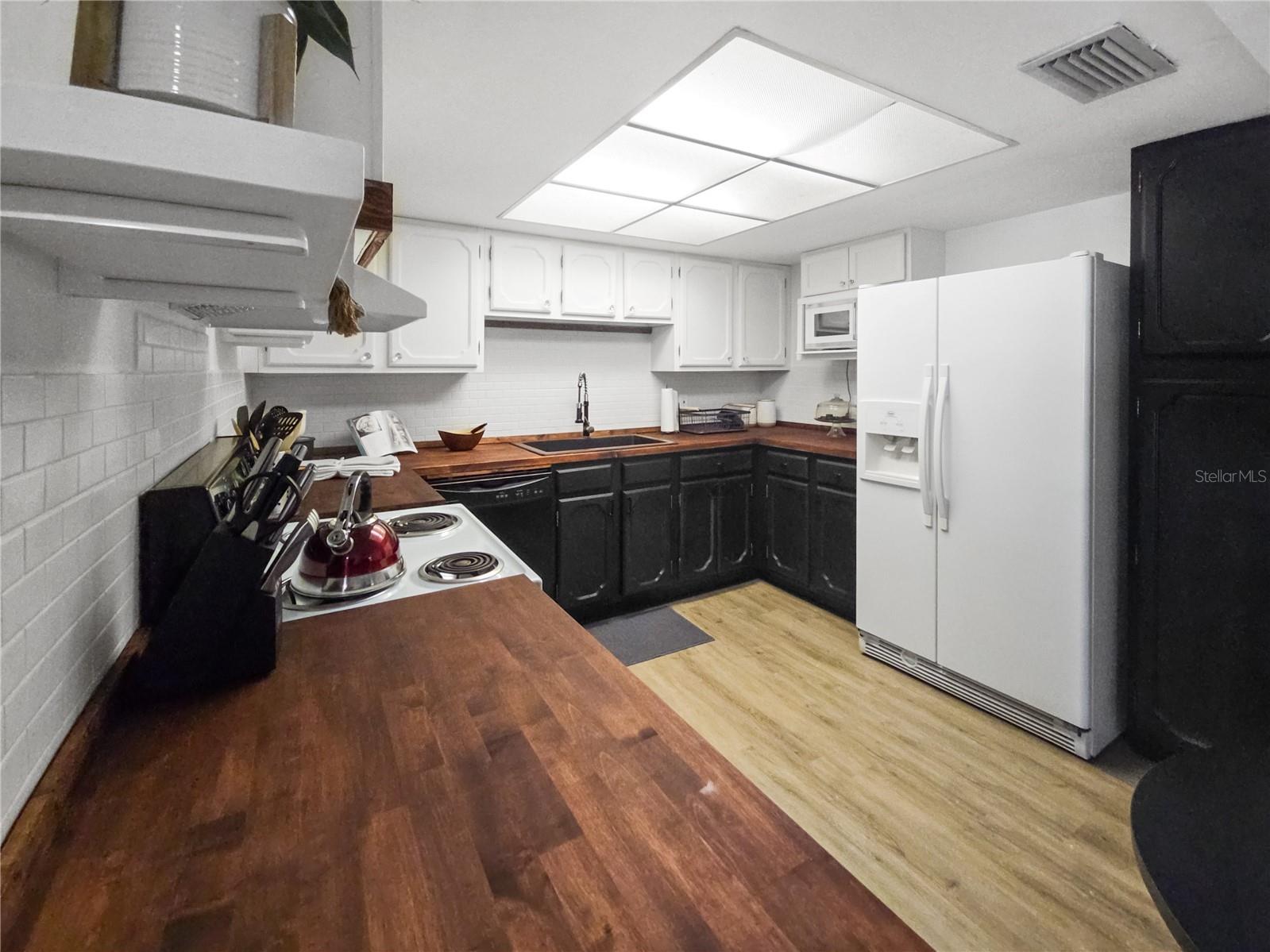 623 Midway Drive #B Ocala FL 34472 - LAKE SPARKLE OM726631 image8