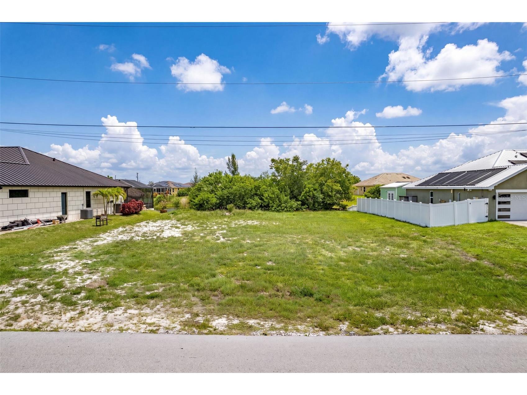 623 NE 7th Terrace Cape Coral FL 33909 S5150905 image1
