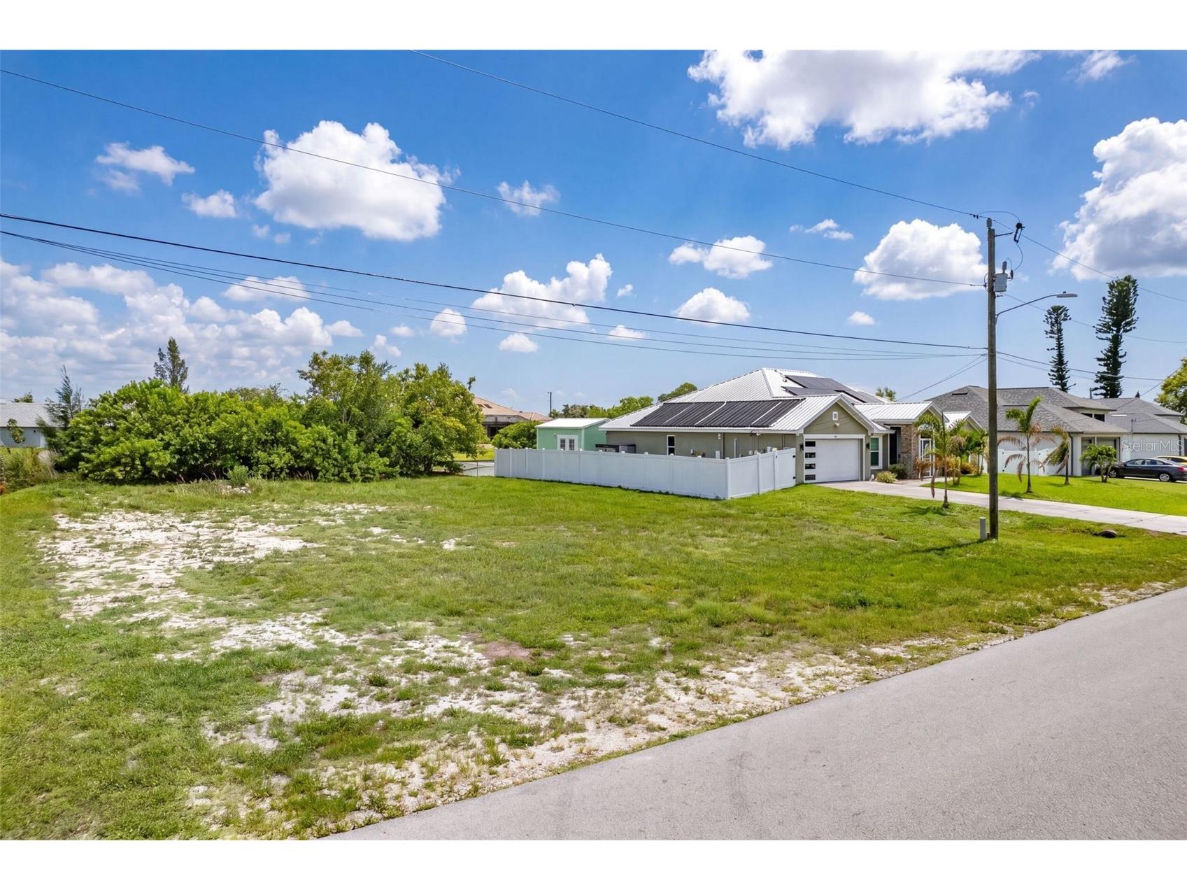 623 NE 7th Terrace Cape Coral FL 33909 S5150905 image3