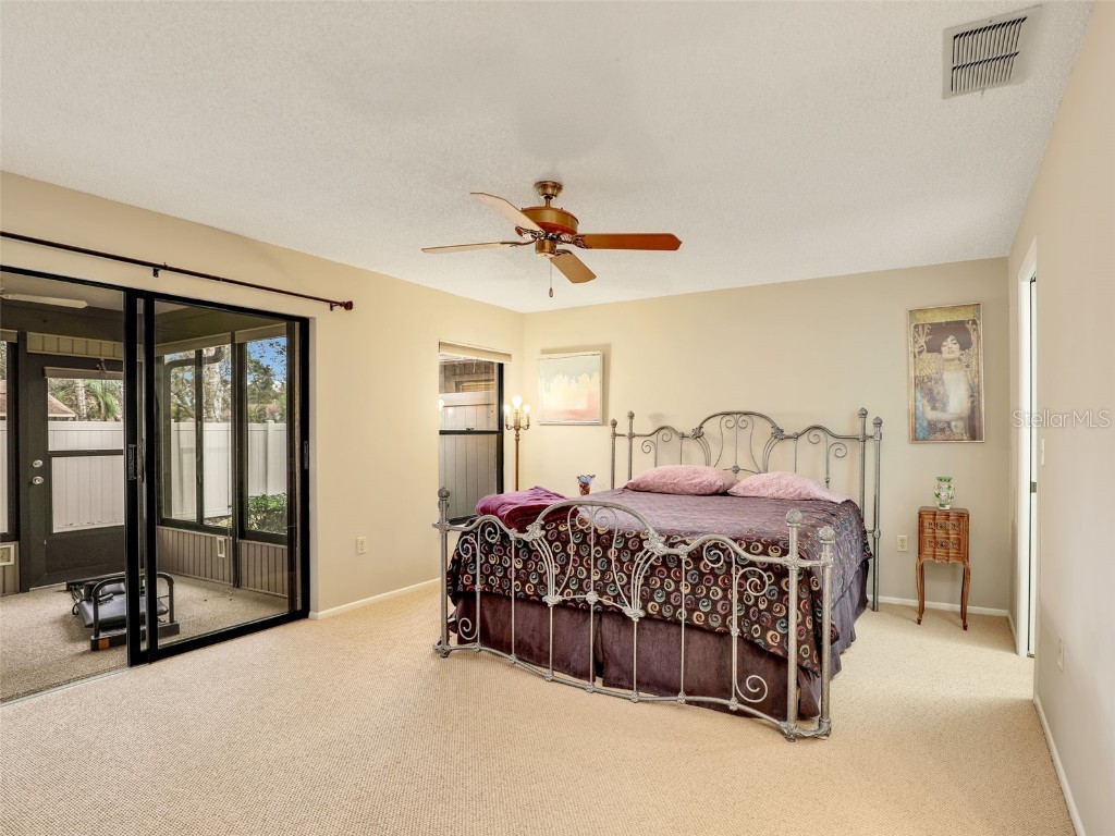 623 Oak Hill Circle #28 Sarasota FL 34232 C7516464 image17