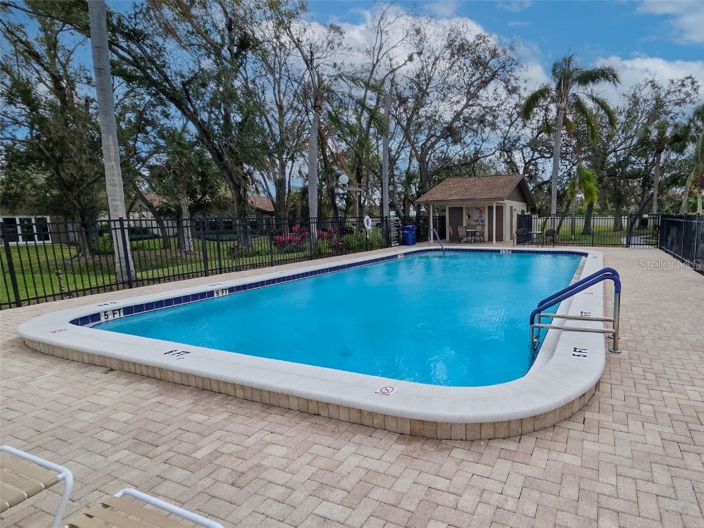 623 Oak Hill Circle #28 Sarasota FL 34232 C7516464 image27