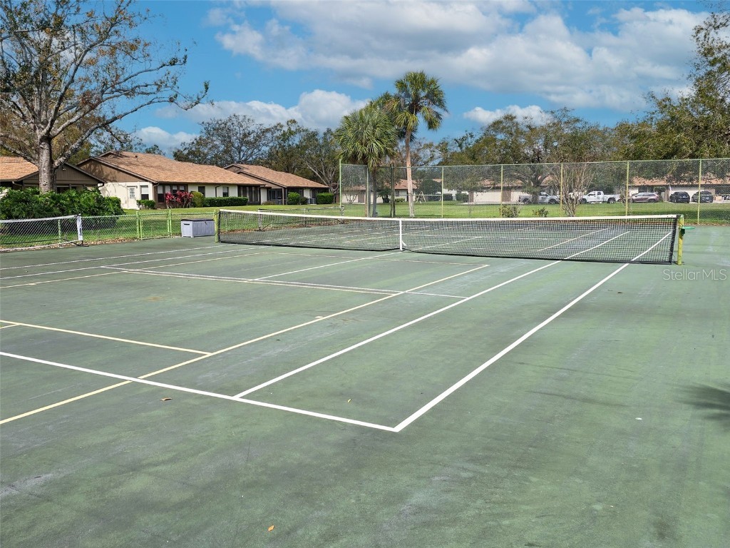 623 Oak Hill Circle #28 Sarasota FL 34232 C7516464 image30
