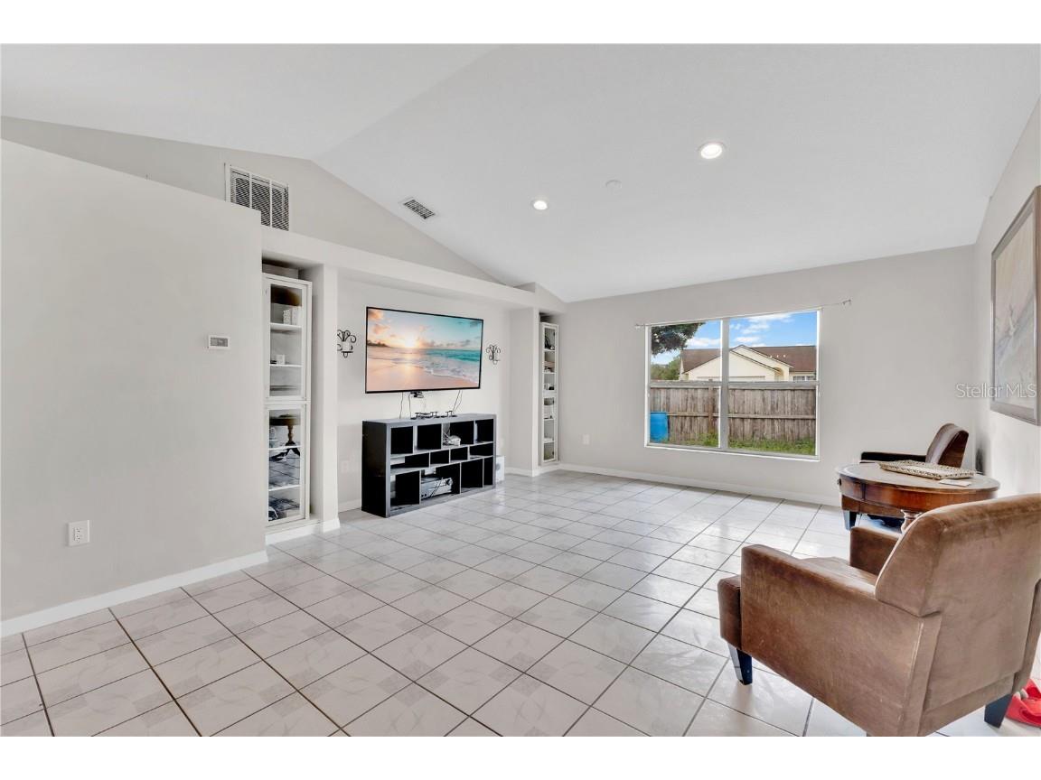 623 Oakpark Loop Davenport FL 33837 O6335721 image3