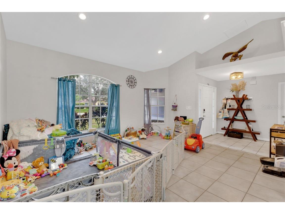 623 Oakpark Loop Davenport FL 33837 O6335721 image9