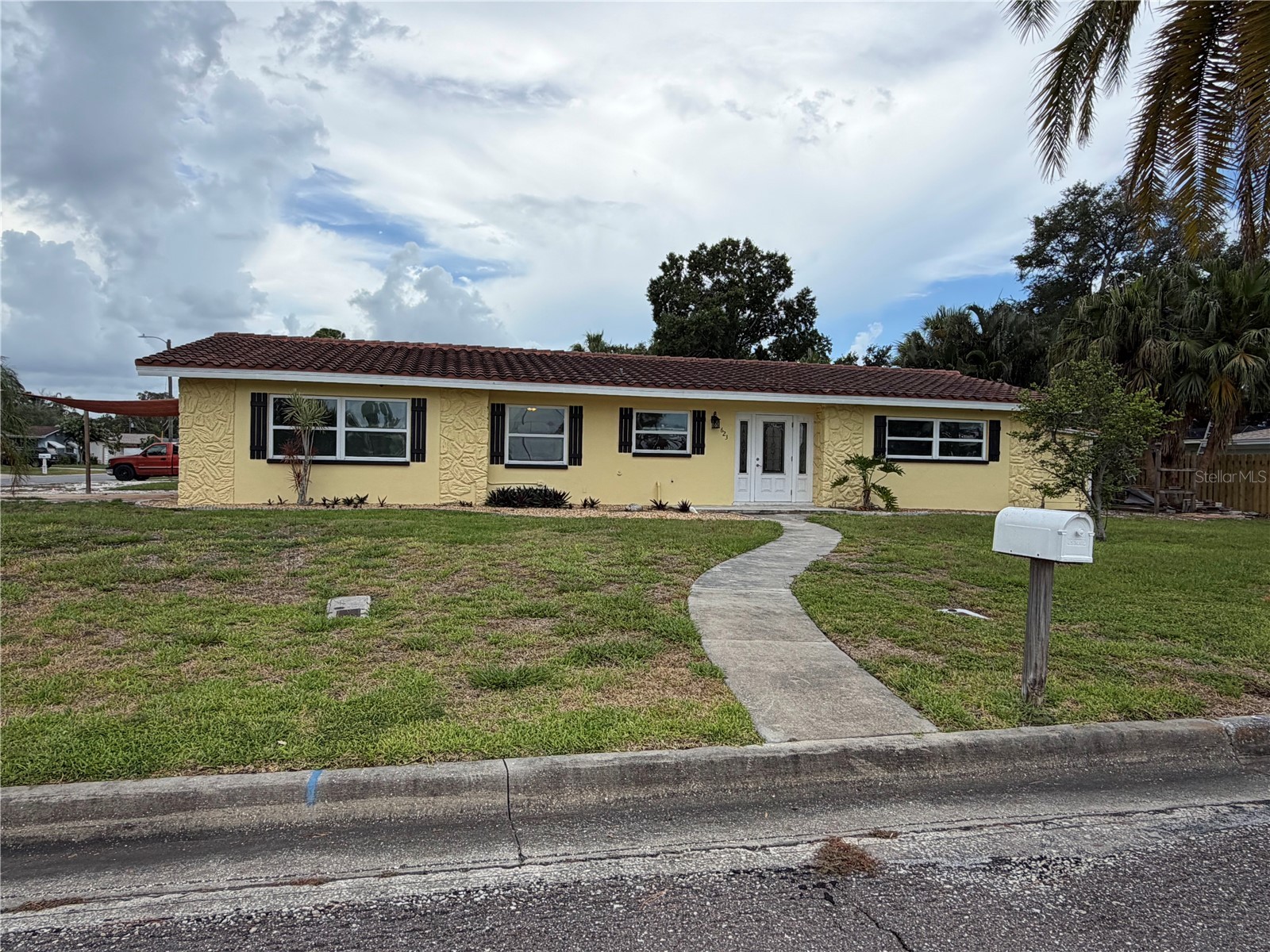 623 Palm Boulevard Dunedin FL 34698 A4699298 image1
