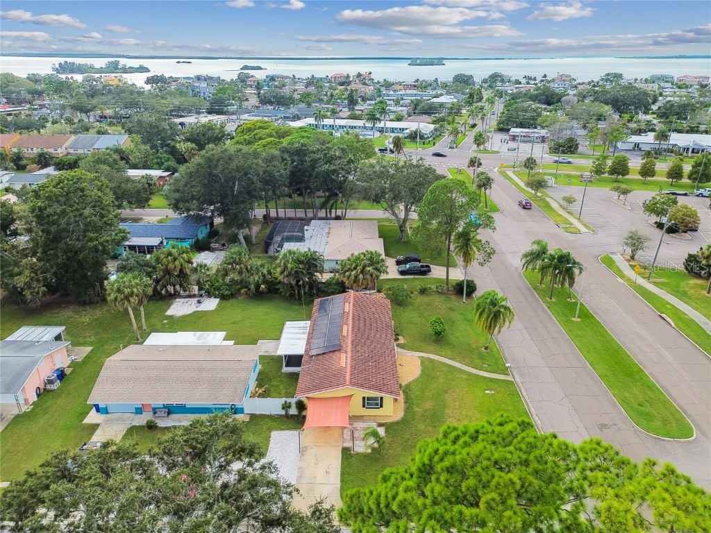 623 Palm Boulevard Dunedin FL 34698 TB8433349 image32