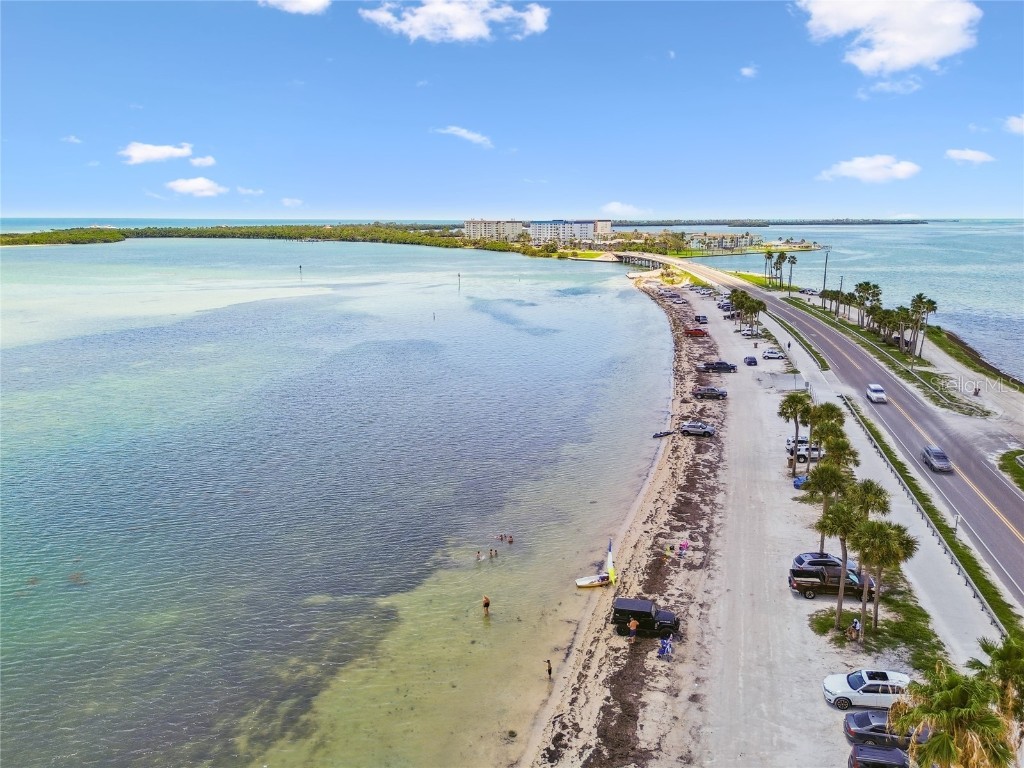 623 Palm Boulevard Dunedin FL 34698 TB8433349 image35