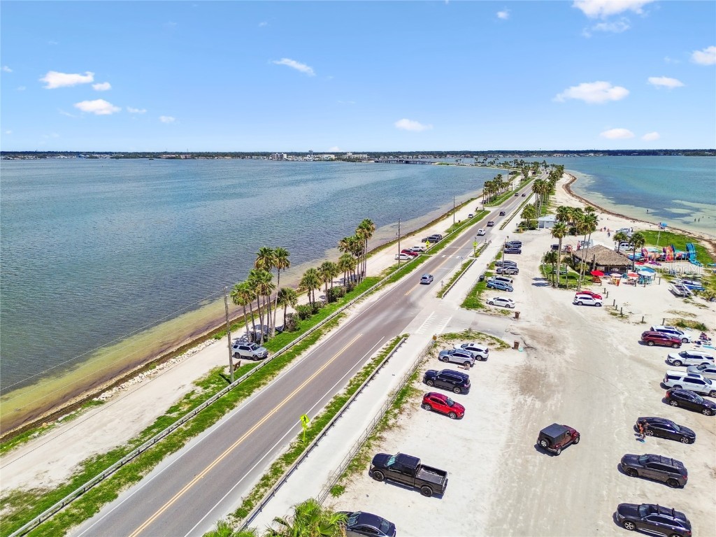 623 Palm Boulevard Dunedin FL 34698 TB8433349 image36