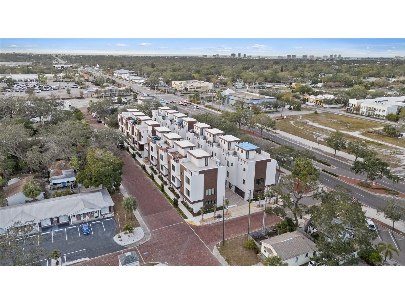 623 Petit Way Largo FL 33770 TB8498588 image8