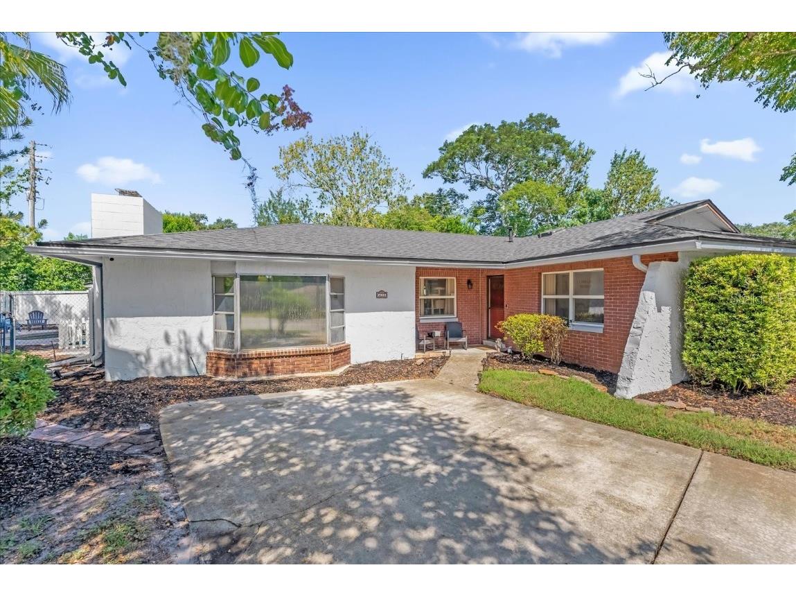 623 Swallow Drive Casselberry FL 32707 V4943938 image2