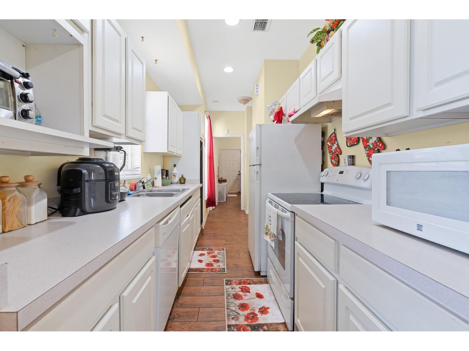 6230 Abbott Station Drive Zephyrhills FL 33542 TB8500566 image9
