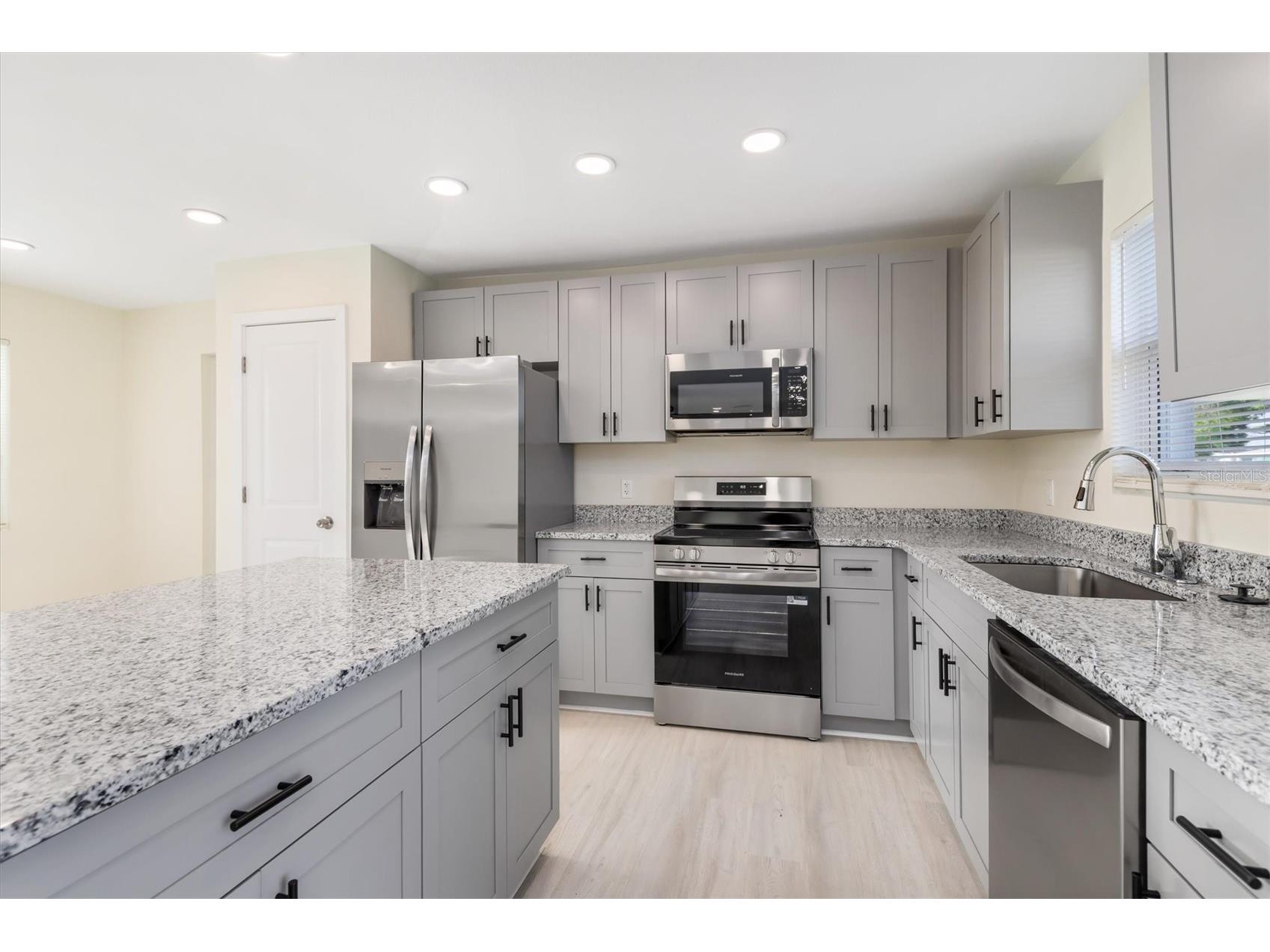 6230 Freemont Street North Port FL 34287 C7524609 image10
