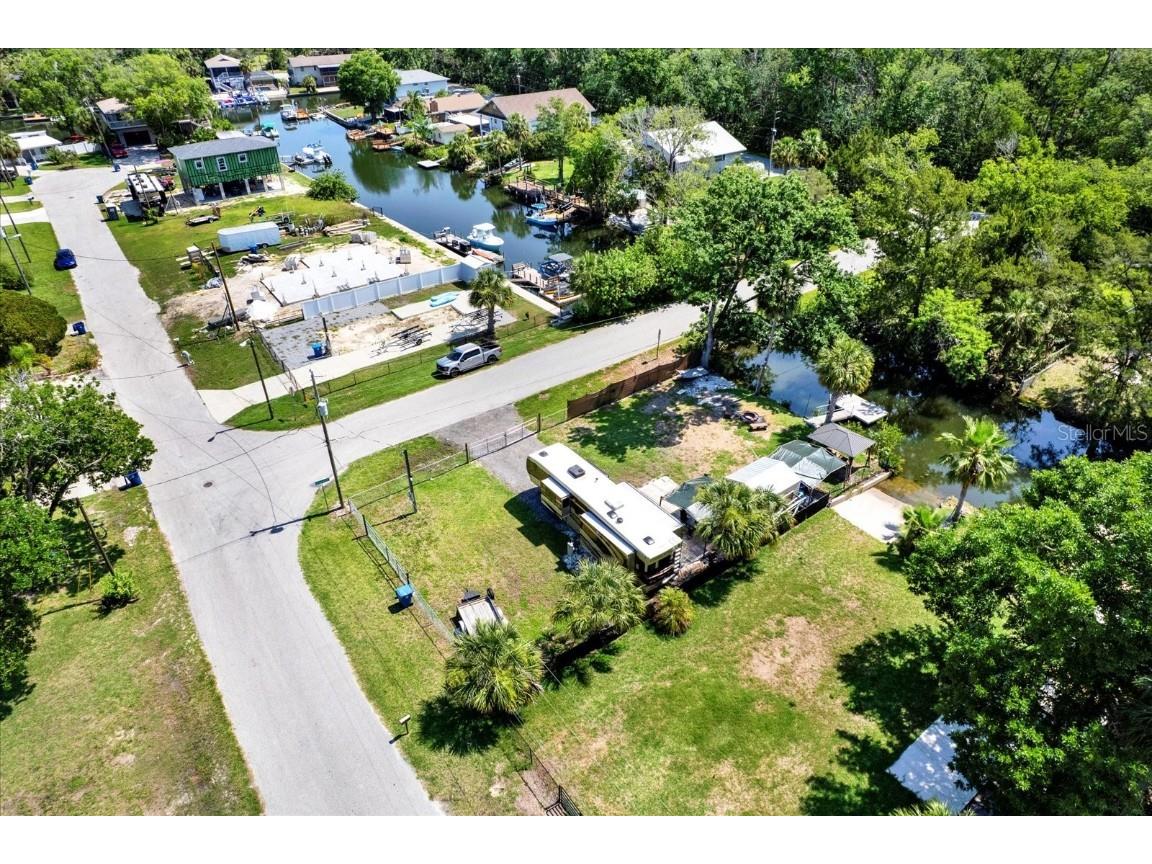 6230 Island Drive Weeki Wachee FL 34607 W7875788 image3