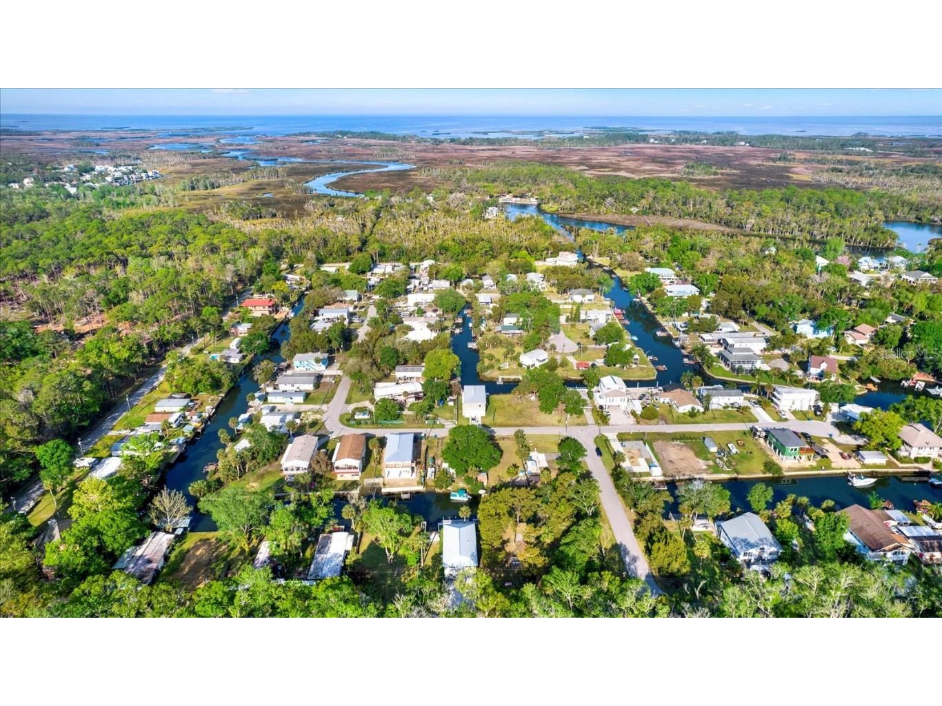 6230 Island Drive Weeki Wachee FL 34607 W7875788 image9