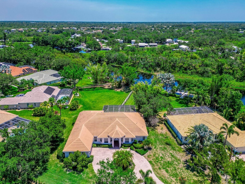 6232 Cypress Bend Court Bradenton FL 34201 - BRADEN RIVER A4571142 image1