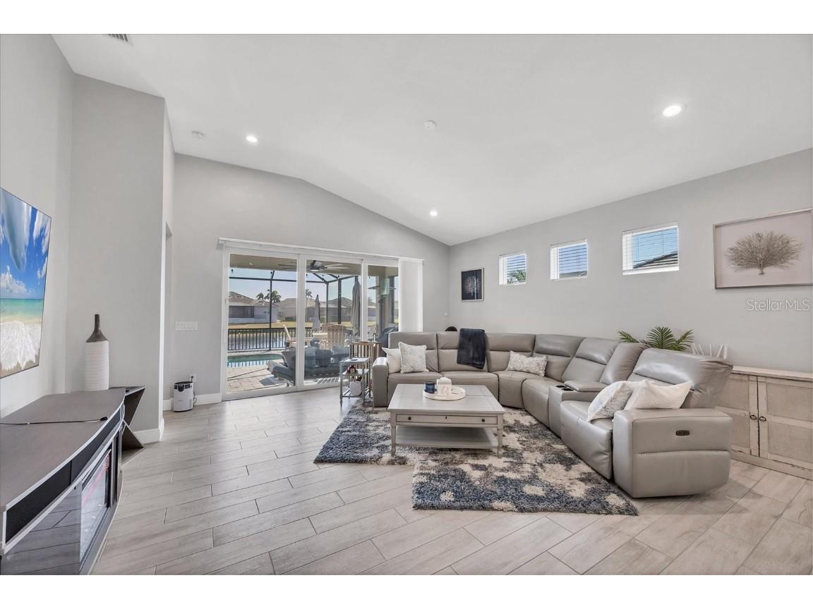 6233 Champions Row Street Bradenton FL 34210 TB8450714 image31