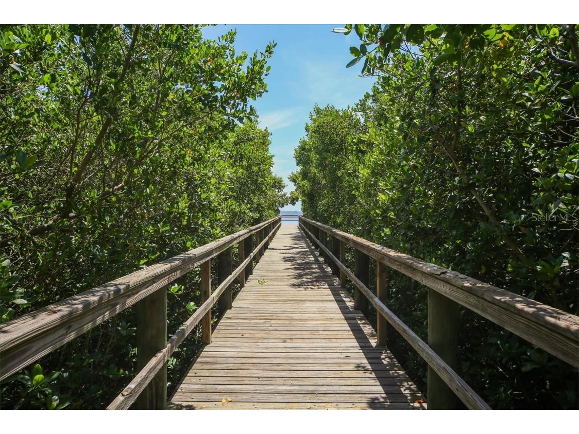 6233 Champions Row Street Bradenton FL 34210 TB8453667 image53