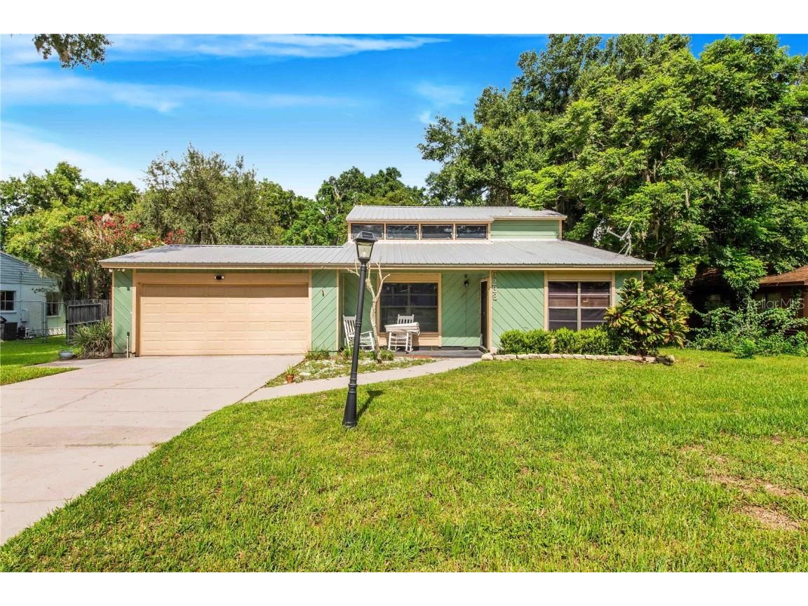 6233 Christina Groves Circle W Lakeland FL 33813 P4931266 image1