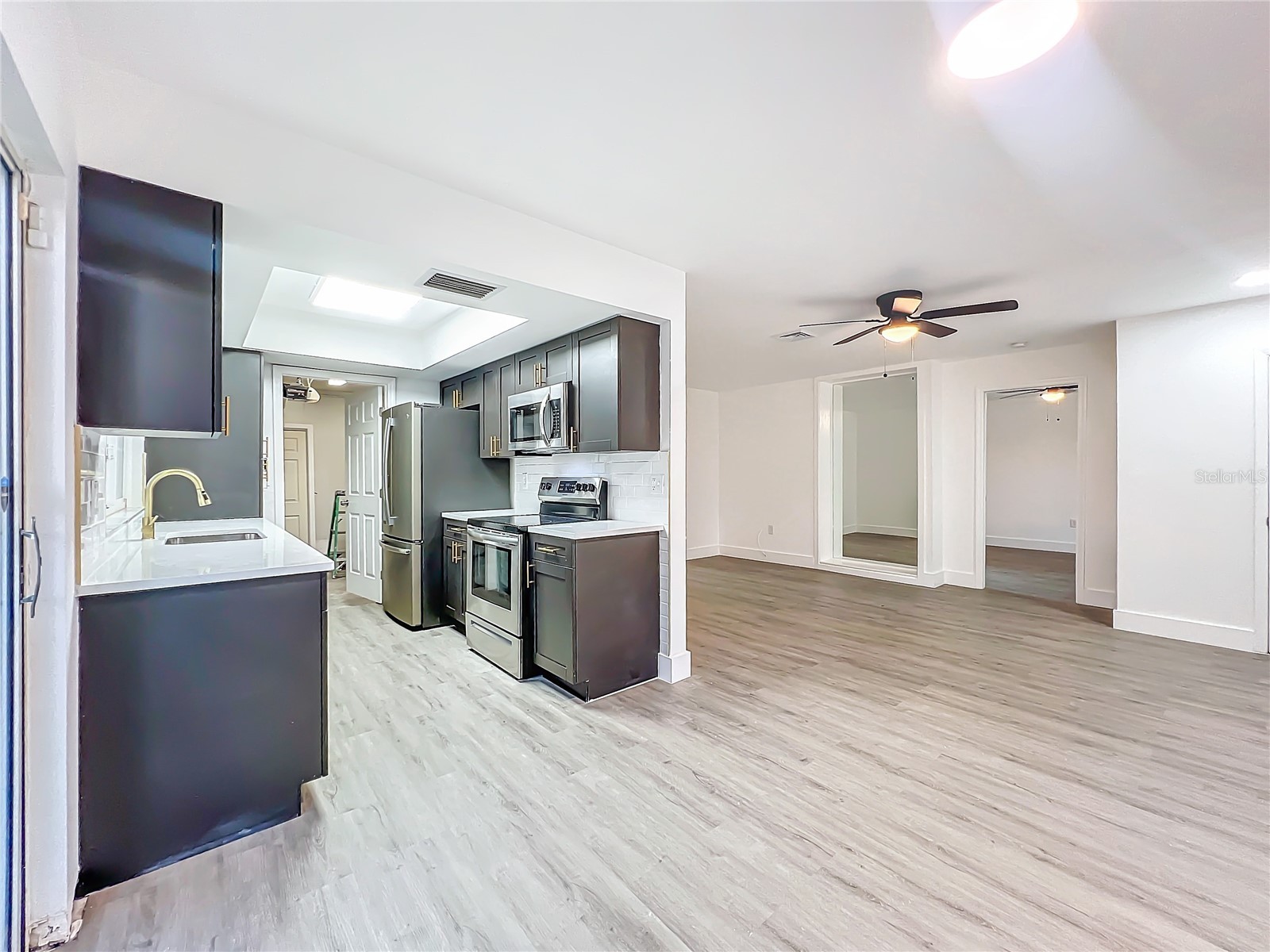 6233 Dewdrop Way Tampa FL 33617 TB8471167 image10