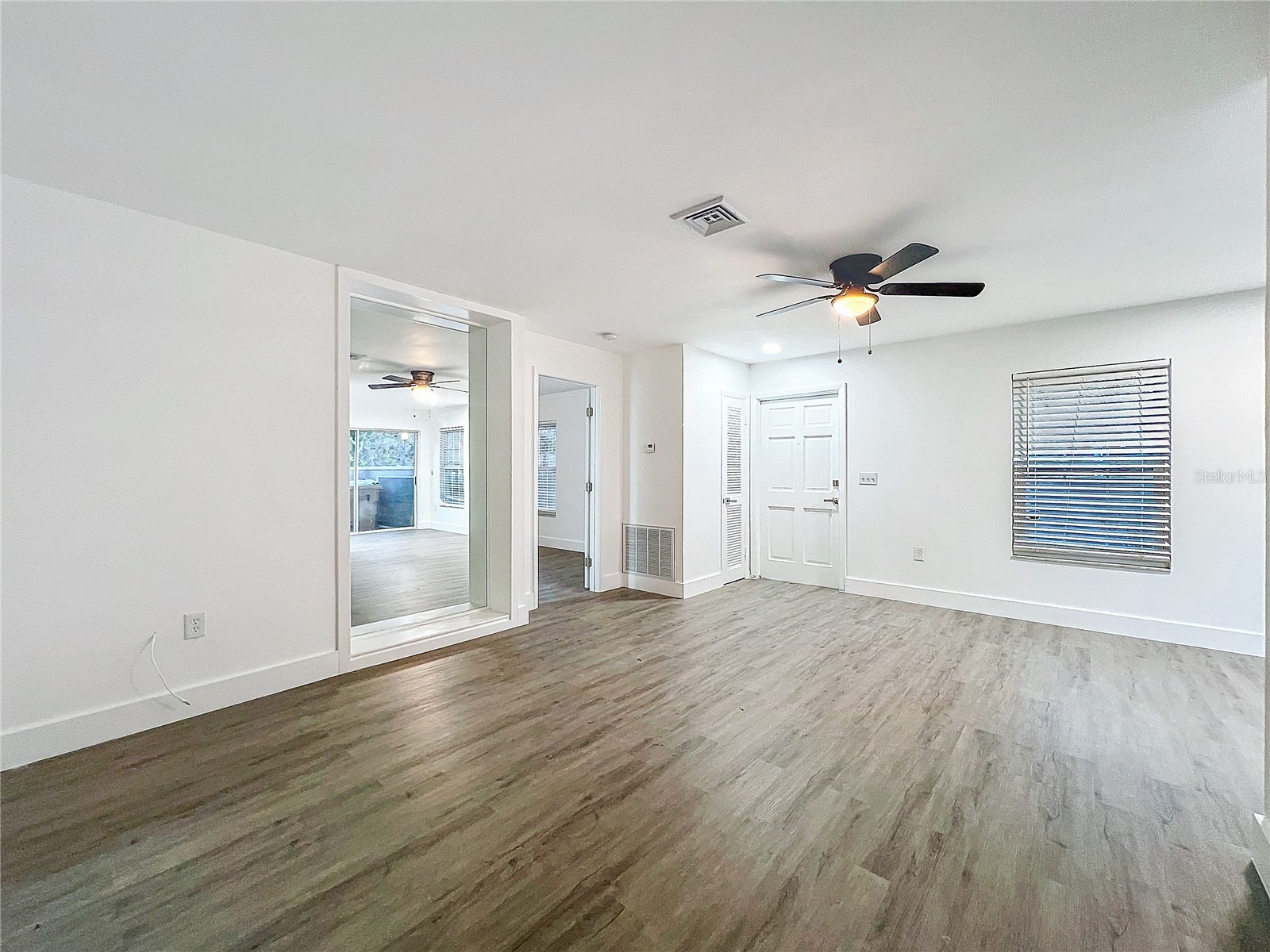 6233 Dewdrop Way Tampa FL 33617 TB8471167 image13