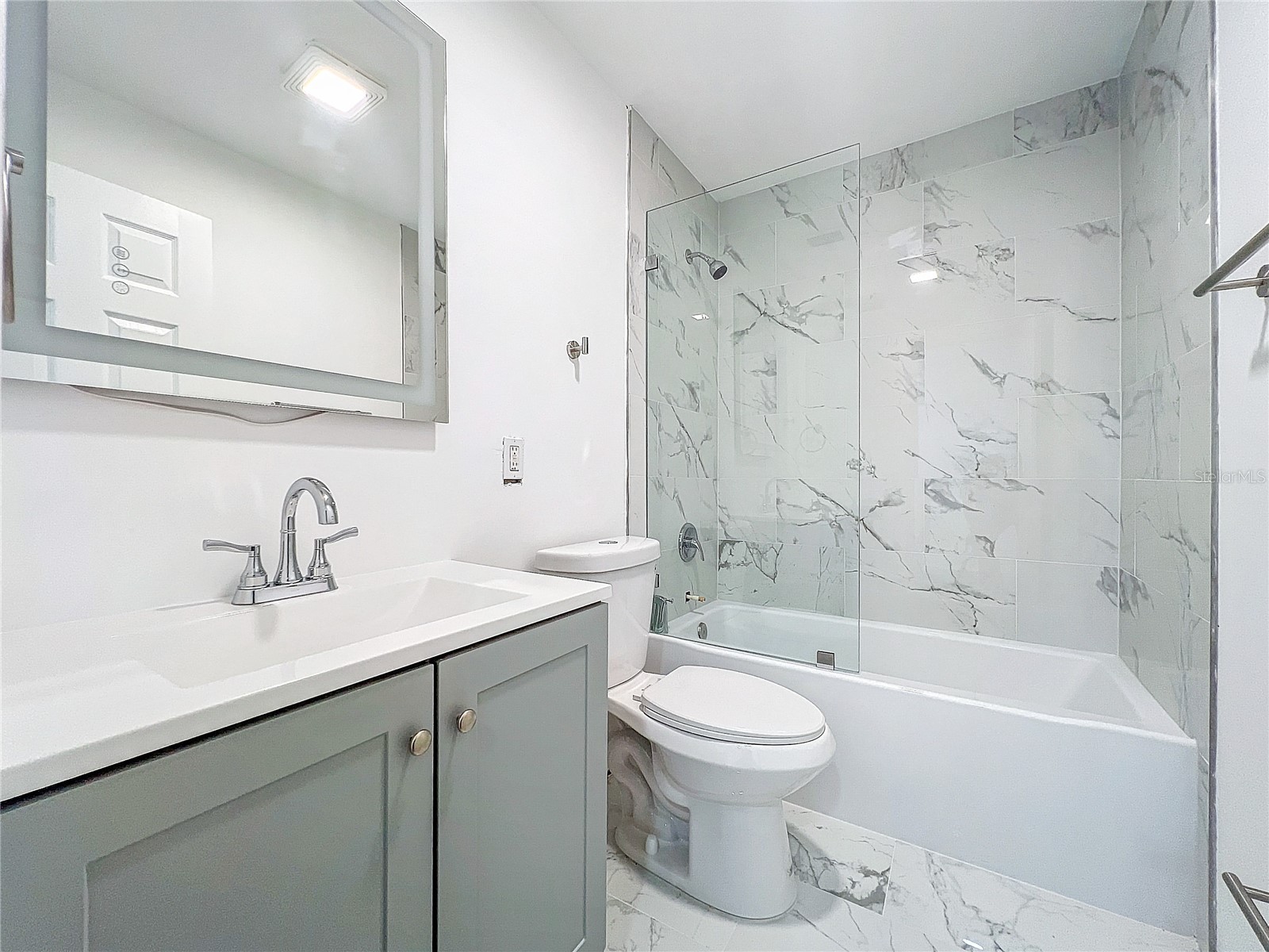 6233 Dewdrop Way Tampa FL 33617 TB8471167 image26
