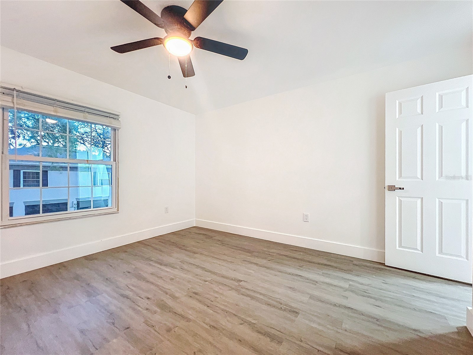 6233 Dewdrop Way Tampa FL 33617 TB8471167 image29