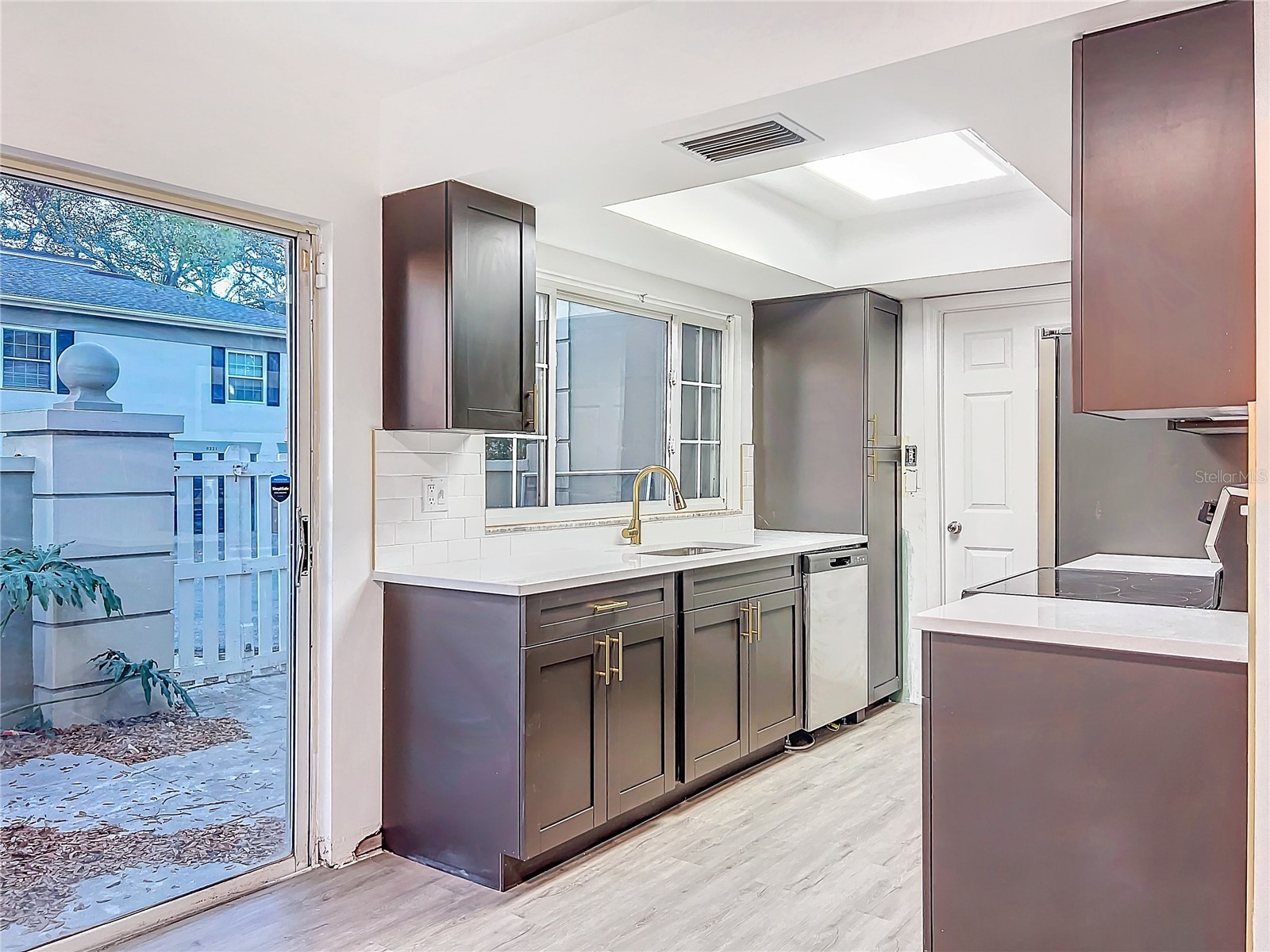 6233 Dewdrop Way Tampa FL 33617 TB8471167 image7