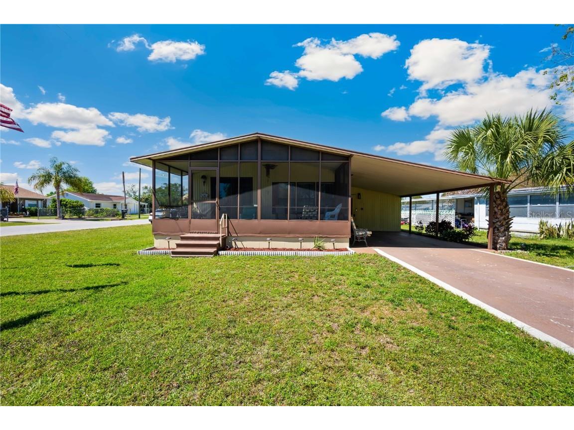 6233 Ohio Street Zephyrhills FL 33542 TB8364645 image1