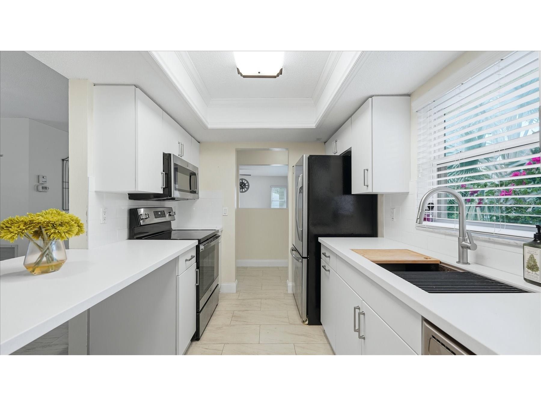 6233 Rockefeller Avenue Sarasota FL 34231 A4695266 image16