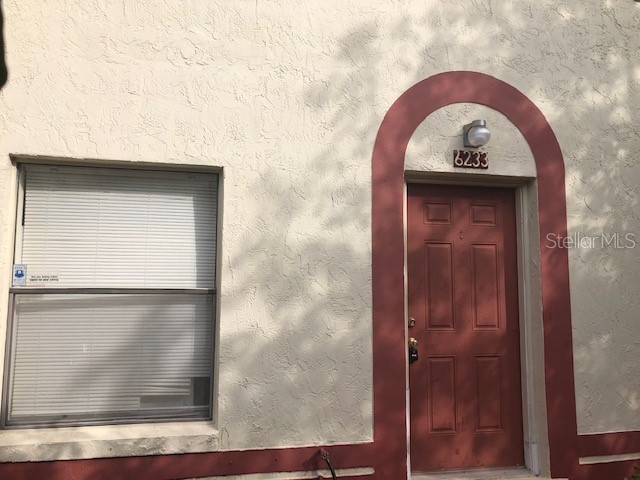 6233 Yorktown Drive #13 Orlando FL 32807 O6130121 image1
