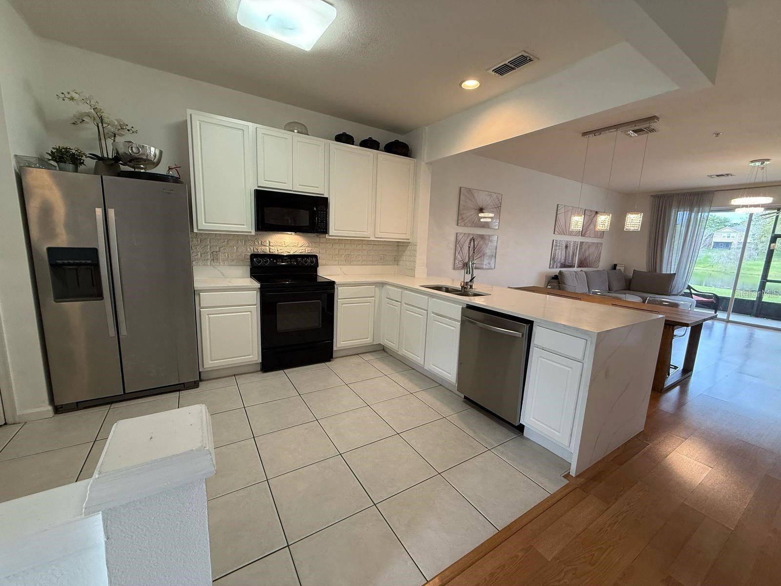 6235 Goethe Street #106 Orlando FL 32835 V4948340 image8