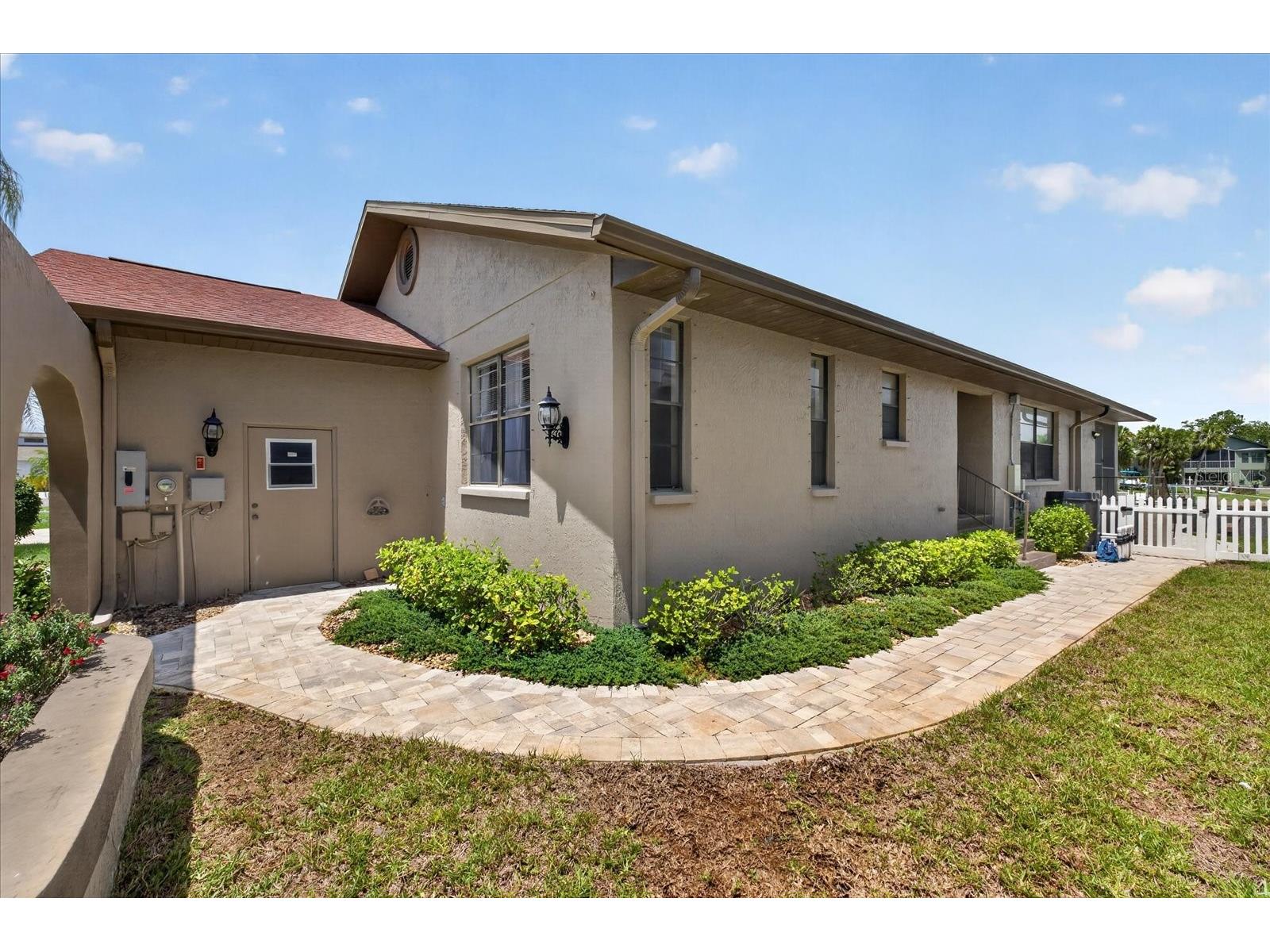 6236 Bayside Drive New Port Richey FL 34652 - GULF W7885614 image3