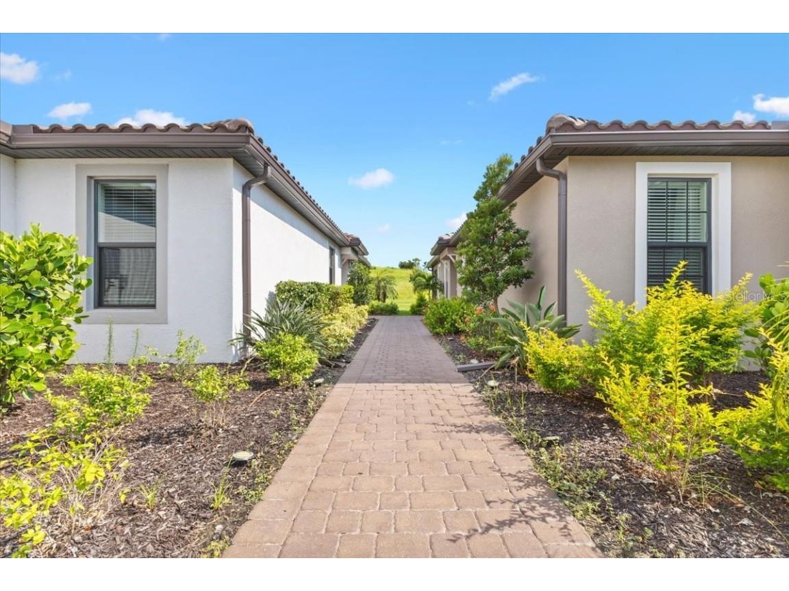 6236 Grandview Hill Court Bradenton FL 34203 A4665277 image2