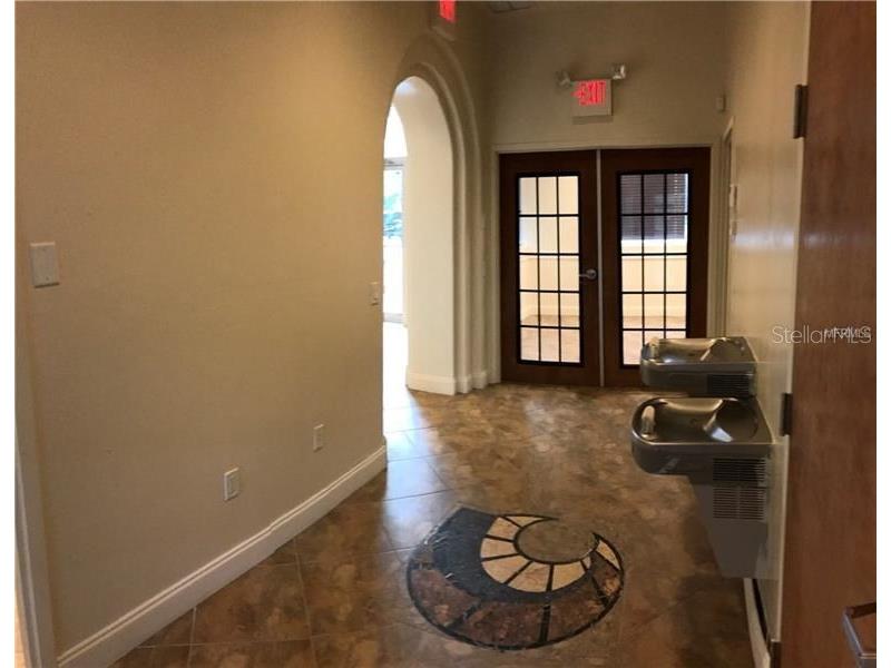 6236 Kingspointe Parkway #7 Orlando FL 32819 O6404993 image2