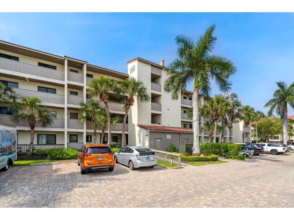 6236 Midnight Pass Road #304 Sarasota FL 34242 A4611665 image1