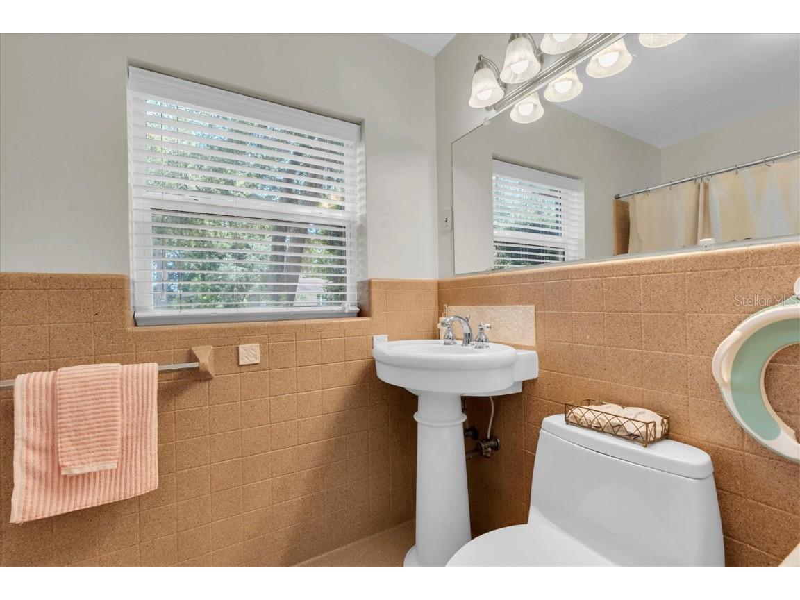 6237 13th Avenue S Gulfport FL 33707 TB8419098 image20