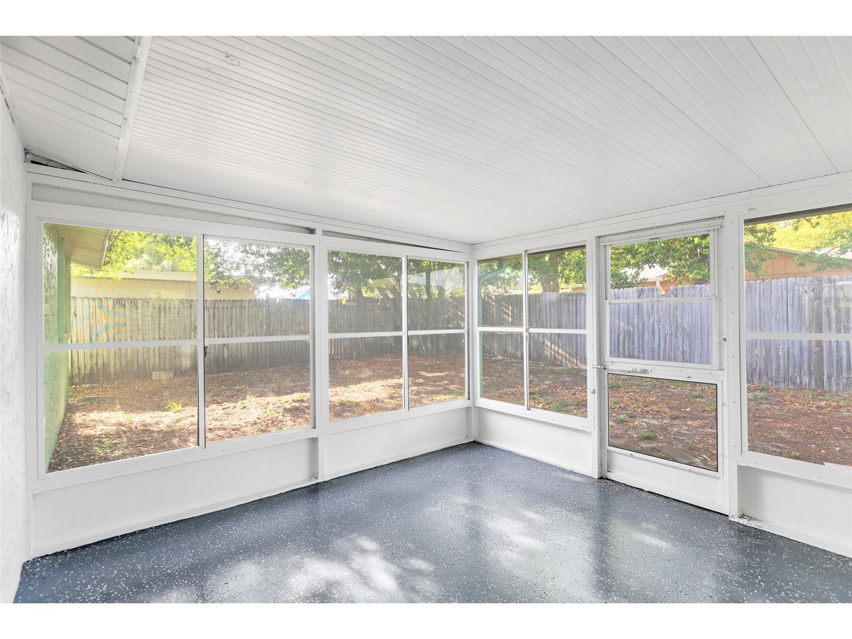 6239 7th Avenue New Port Richey FL 34653 TB8495196 image36