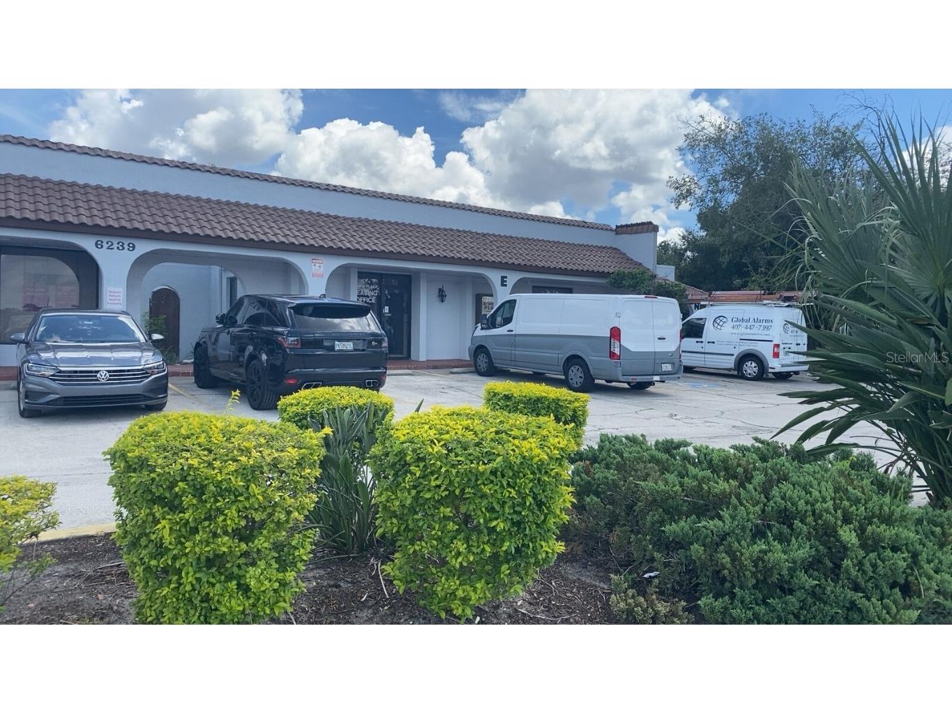 6239 Edgewater Drive Orlando FL 32810 R4906699 image1