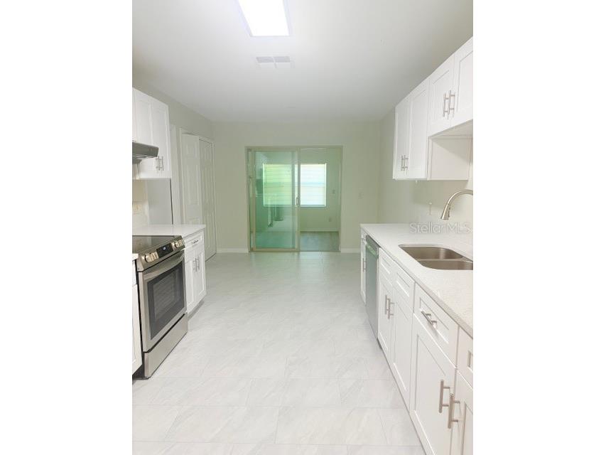 6239 Fox Hunt Trail Orlando FL 32808 O6355730 image12