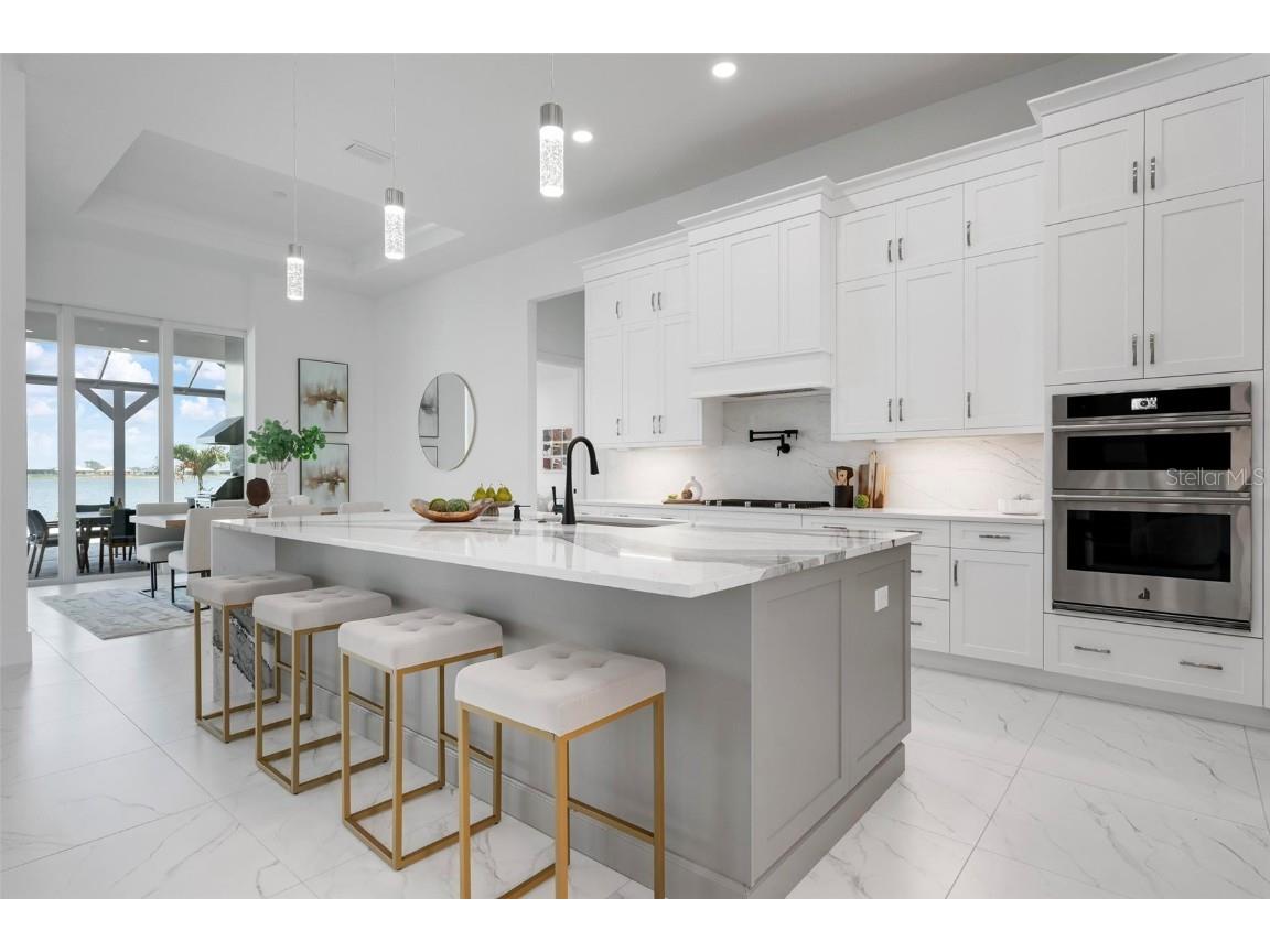 624 Blue Shell Loop Sarasota FL 34240 A4633383 image11