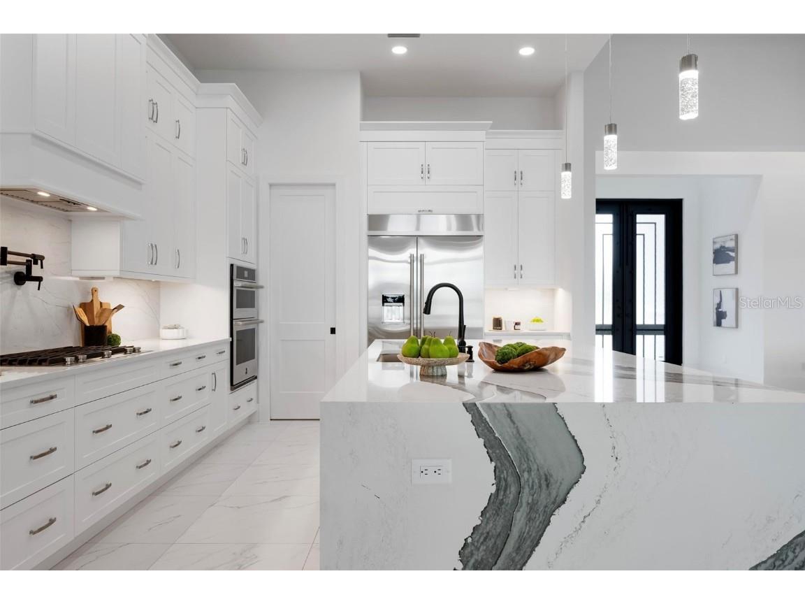 624 Blue Shell Loop Sarasota FL 34240 A4633383 image15