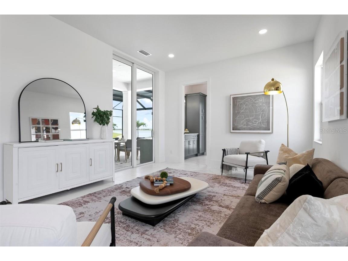 624 Blue Shell Loop Sarasota FL 34240 A4633383 image32