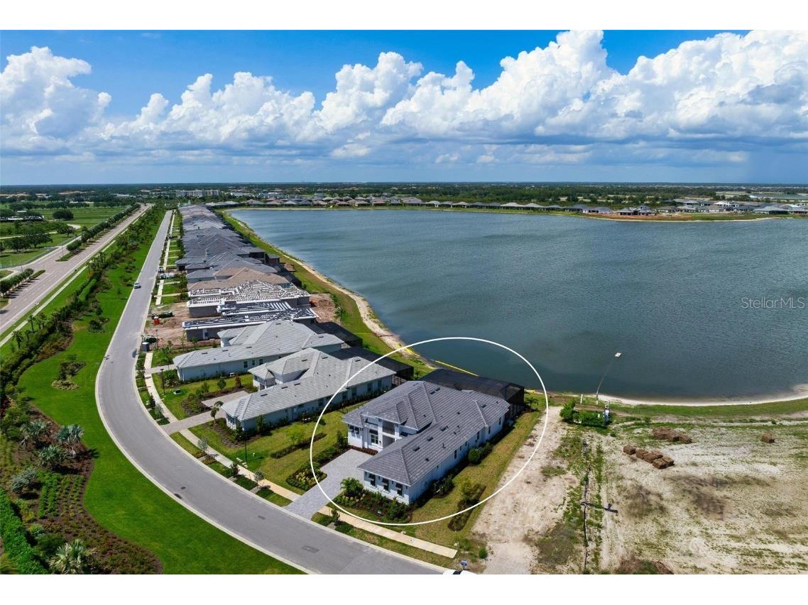 624 Blue Shell Loop Sarasota FL 34240 A4633383 image55