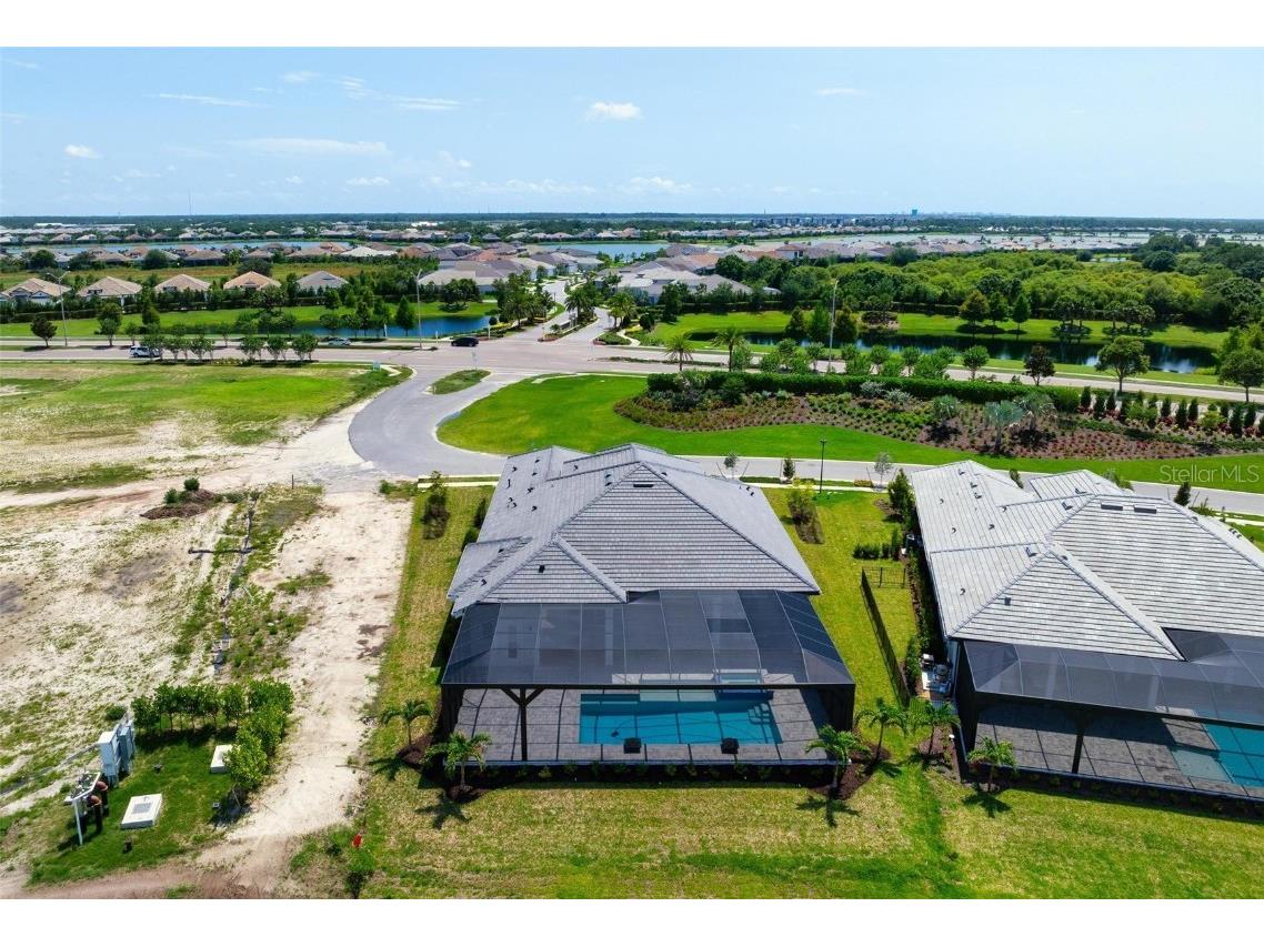 624 Blue Shell Loop Sarasota FL 34240 A4633383 image57