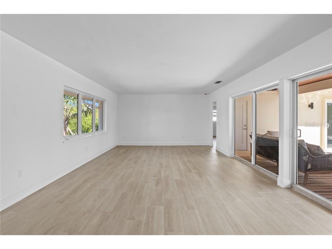 624 Dundee Lane Holmes Beach FL 34217 A4665745 image15