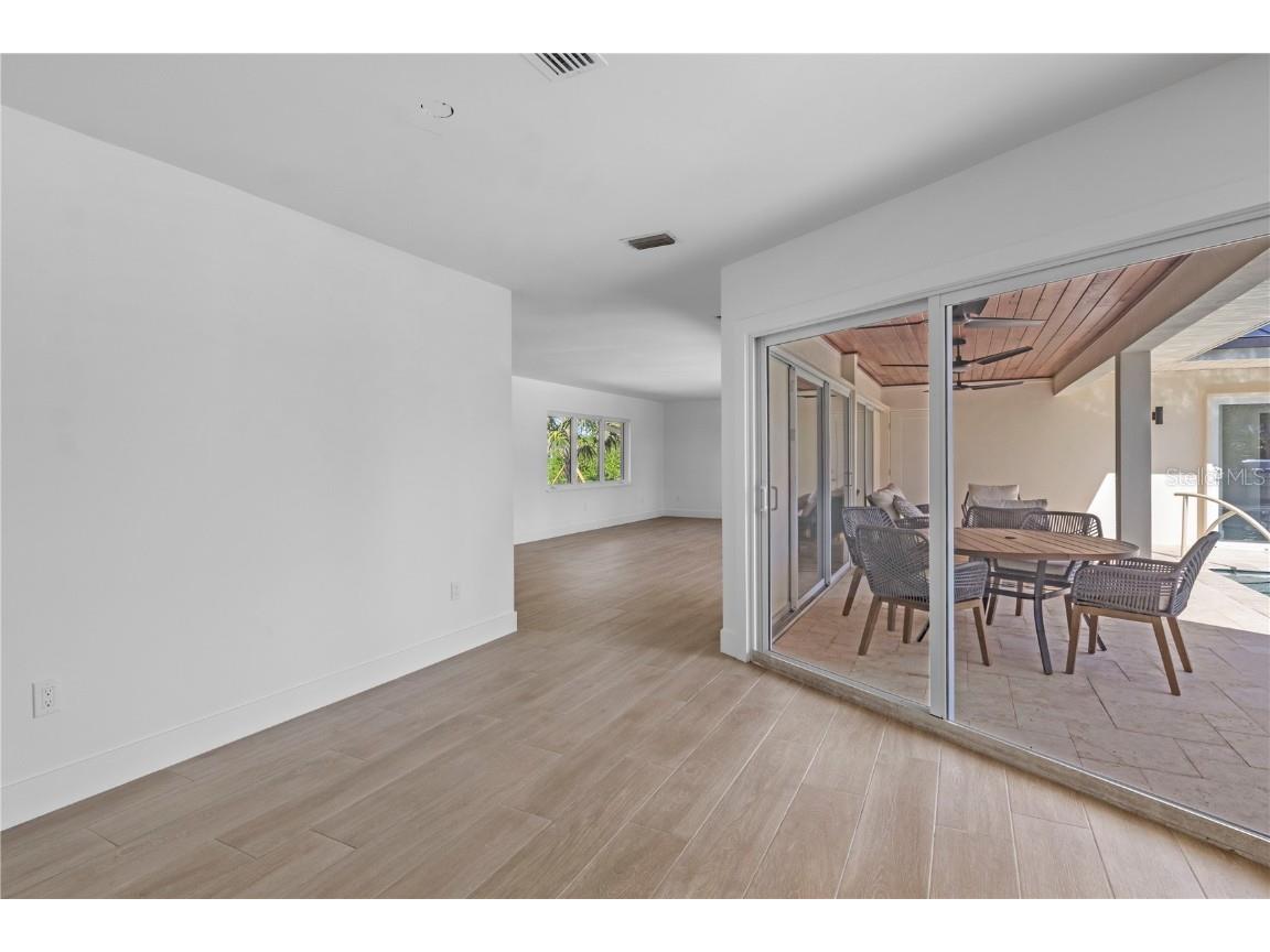 624 Dundee Lane Holmes Beach FL 34217 A4665745 image20