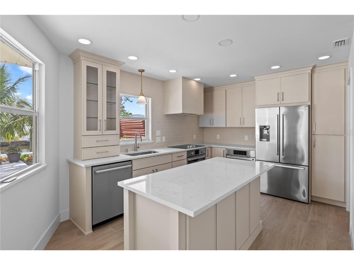 624 Dundee Lane Holmes Beach FL 34217 A4665745 image21