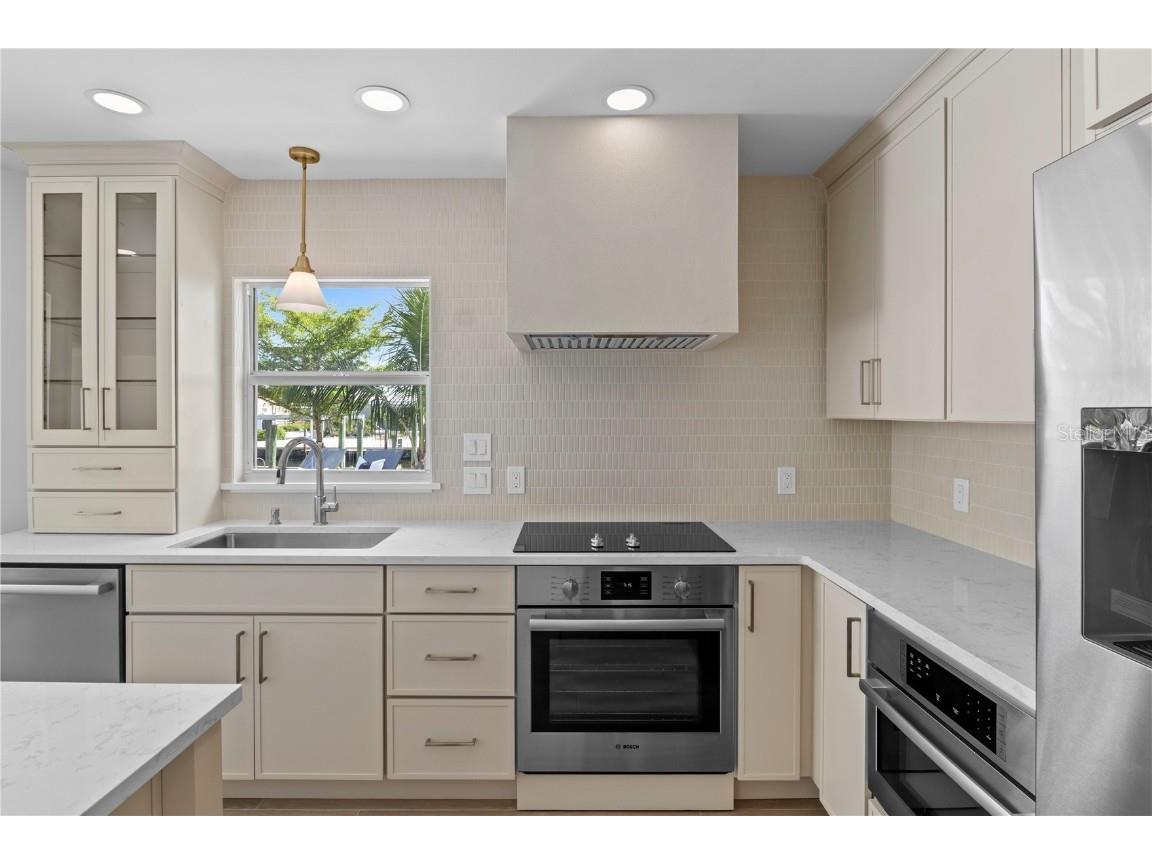 624 Dundee Lane Holmes Beach FL 34217 A4665745 image23